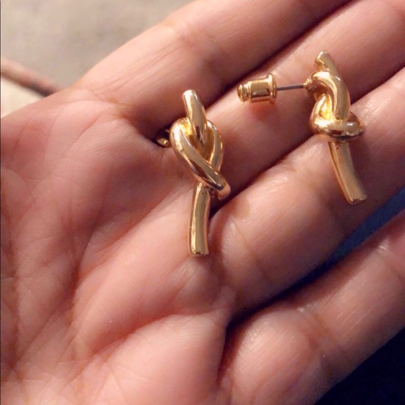 Knots  small Earrings - Picture 5 of 5